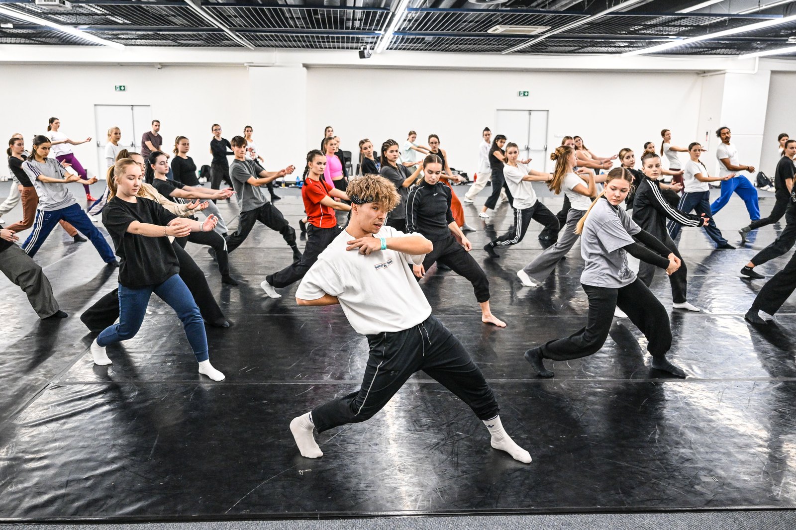 Dance Life! — atmosféra v pavilonu E